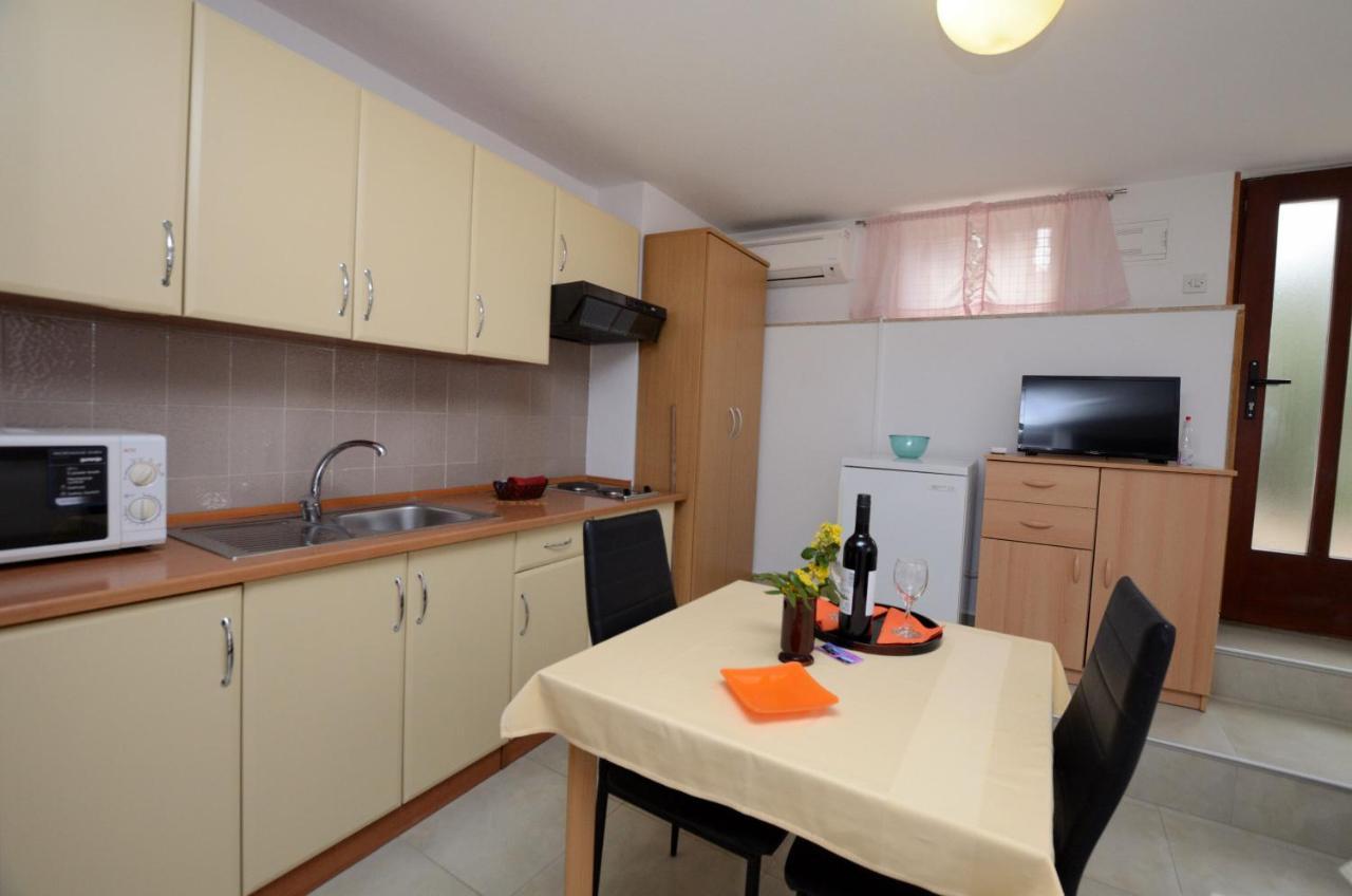 Apartments Magnolia ラバック エクステリア 写真